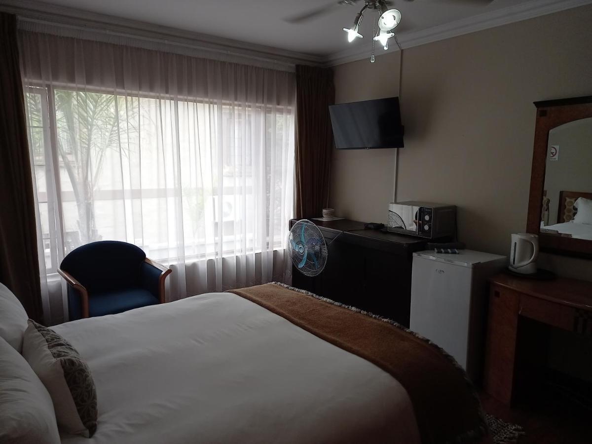 Troas Boutique Hotel Vanderbijlpark Ngoại thất bức ảnh